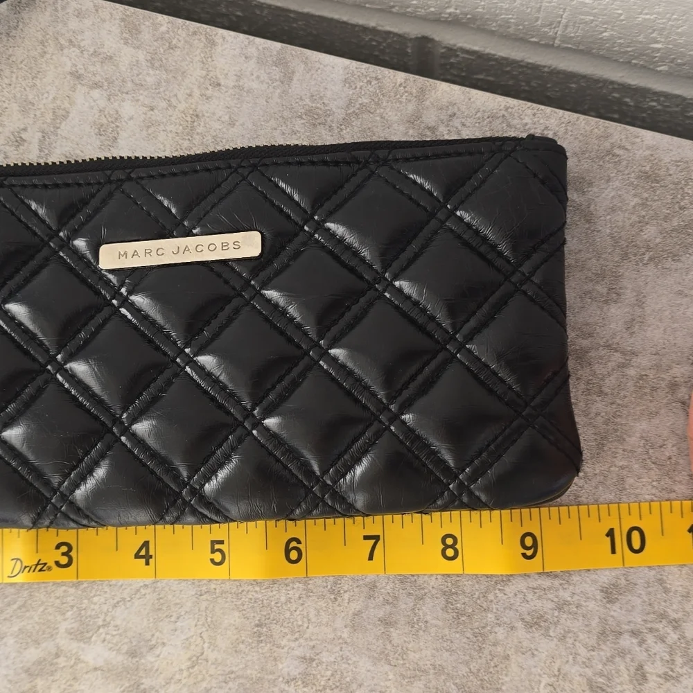Marc Jacobs Quilted Leather Wristlet/Pouch/Wallet - Picture 12 of 13
